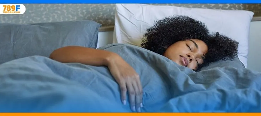 Khám phá giấc mơ thấy ba con chó: Hên hay xui đánh con gì? 3 Lời cảnh báo phải chú ý khi mơ thấy 2 ngôi mộ